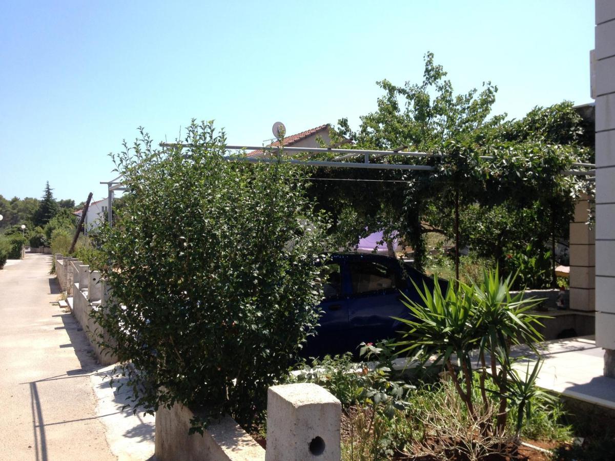 Apartments Cebalo - Ekonomija กอร์จูลา ห้อง รูปภาพ