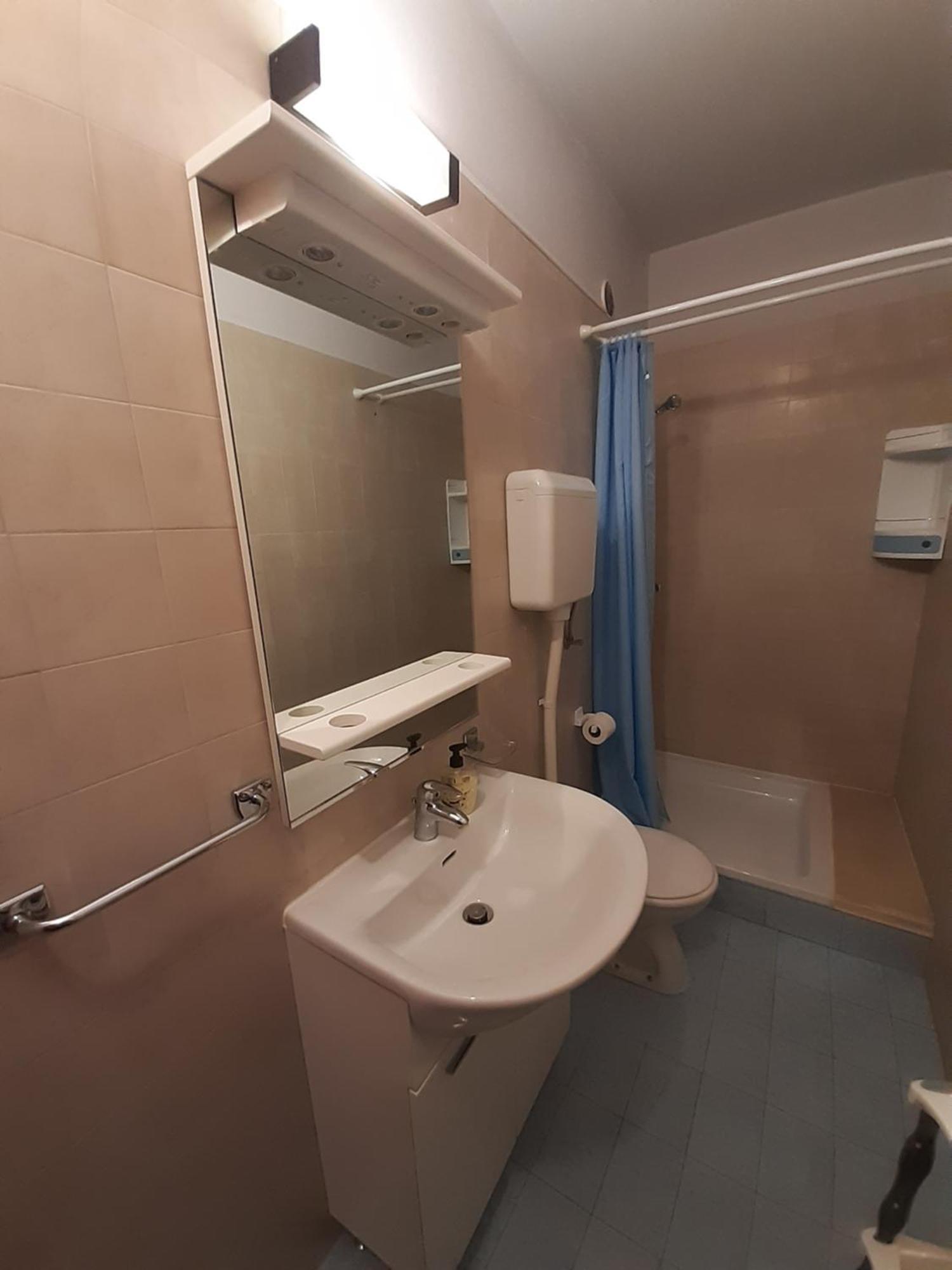 Apartments Cebalo - Ekonomija กอร์จูลา ห้อง รูปภาพ