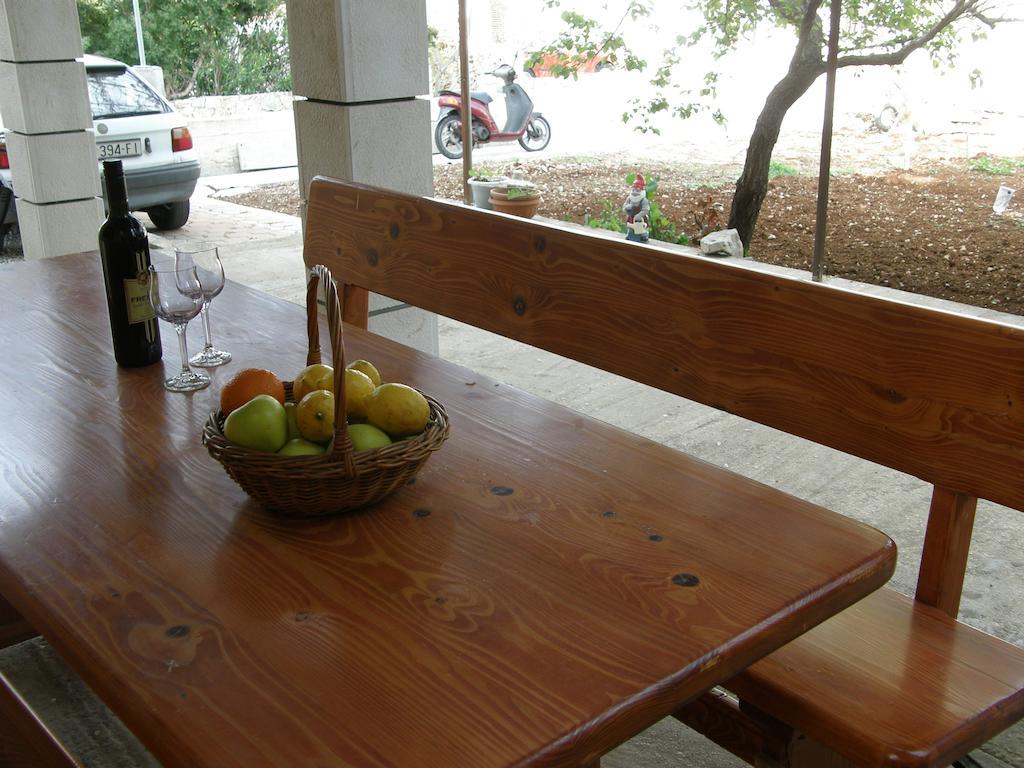 Apartments Cebalo - Ekonomija กอร์จูลา ห้อง รูปภาพ