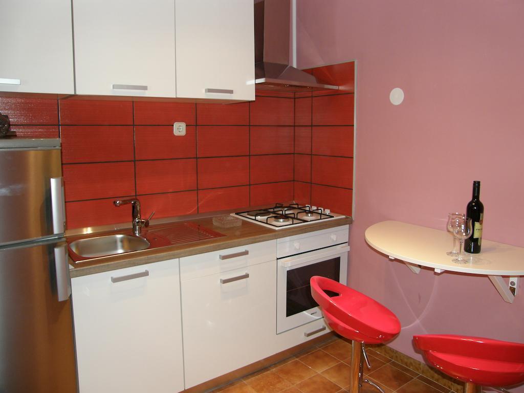 Apartments Cebalo - Ekonomija กอร์จูลา ห้อง รูปภาพ