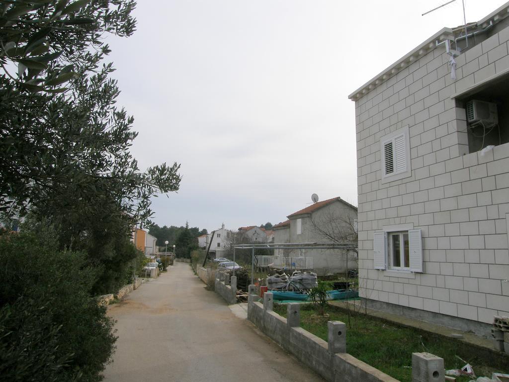 Apartments Cebalo - Ekonomija กอร์จูลา ภายนอก รูปภาพ